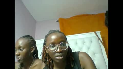 Novah girlie online show from June 6, 5:28 pm