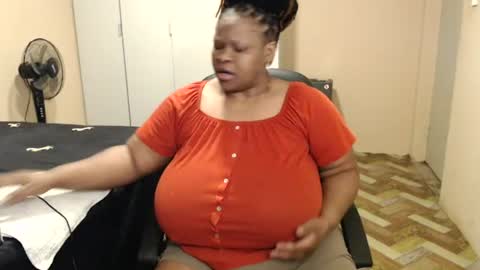 sweetnoziexxx online show from June 20, 3:53 am