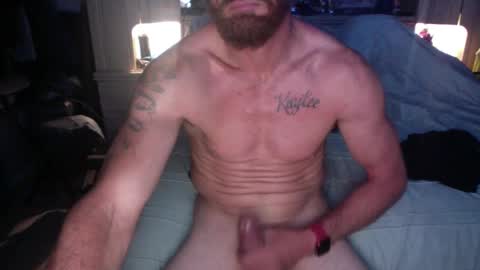 Snapshot of sweetnsexy95 chatting on December 22, 11:11 am WeAim2PZzz online show from December 22, 11:11 am