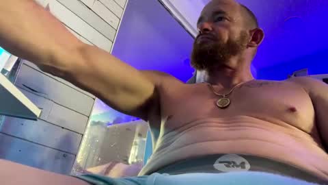 Snapshot of sweetnsexy95 chatting on February 2, 10:06 pm WeAim2PZzz online show from February 2, 10:06 pm