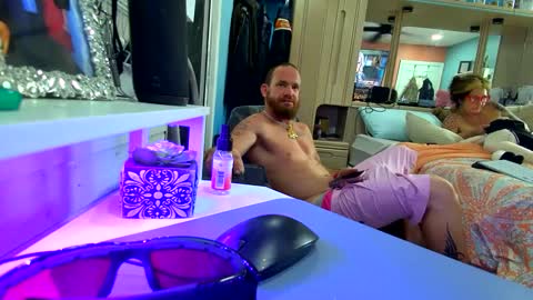 Snapshot of sweetnsexy95 chatting on February 18, 2:16 am WeAim2PZzz online show from February 18, 2:16 am