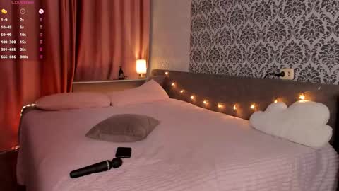 Nastya and Johnny online show from October 22, 11:15 pm