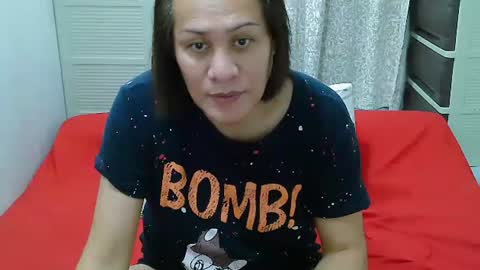 Snapshot of sweetpearlts4u chatting on December 5, 1:31 pm sam online show from December 5, 1:31 pm