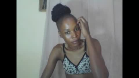 Snapshot of sweetpetite254 chatting on January 24, 2:18 am ESTHER online show from January 24, 2:18 am