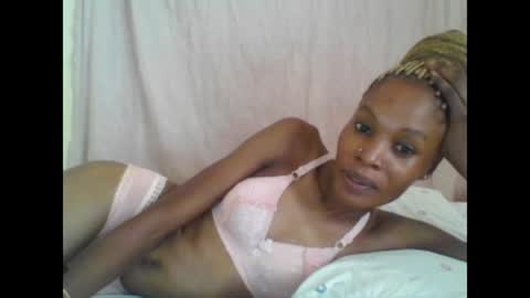 Snapshot of sweetpetite254 chatting on February 5, 6:24 am ESTHER online show from February 5, 6:24 am