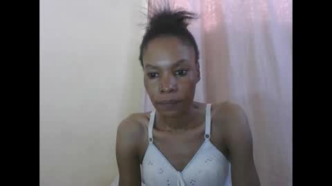 ESTHER online show from May 5, 6:54 am
