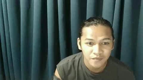 Snapshot of sweetpie_asian chatting on January 6, 10:23 pm sweetpie asian online show from January 6, 10:23 pm