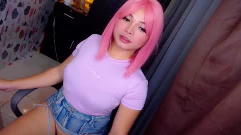 Snapshot of sweetprettyangelts chatting on March 3, 4:03 pm angelica online show from March 3, 4:03 pm