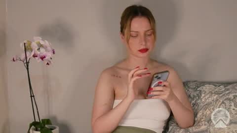 sweetpunisher1 online show from June 18, 9:52 pm