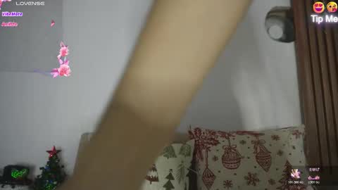 Snapshot of sweetpussyhot_ chatting on December 21, 9:44 pm Hello Welcome Im here from WEDNESDAY to SUNDAY 430am to 830am and 3 to 7 timeMONDAY and TUESDAY i rest online show from December 21, 9:44 pm