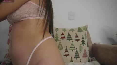 Snapshot of sweetpussyhot_ chatting on February 20, 9:37 pm Hello Welcome Im here from WEDNESDAY to SUNDAY 430am to 830am and 3 to 7 timeMONDAY and TUESDAY i rest online show from February 20, 9:37 pm