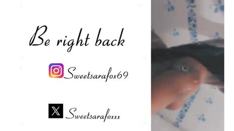 Snapshot of sweetsarafoxxx chatting on February 1, 4:03 am Sara Sofia Libra online show from February 1, 4:03 am