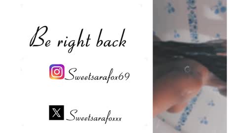 Snapshot of sweetsarafoxxx chatting on September 18, 1:18 am Sara Sofia Libra online show from September 18, 1:18 am