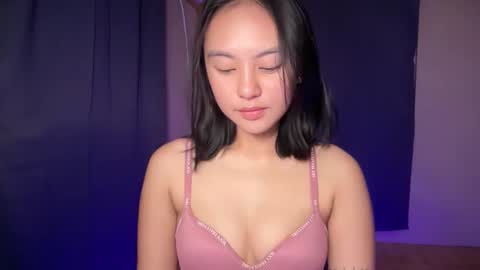 sweetsexyx_bella online show from May 12, 11:24 pm