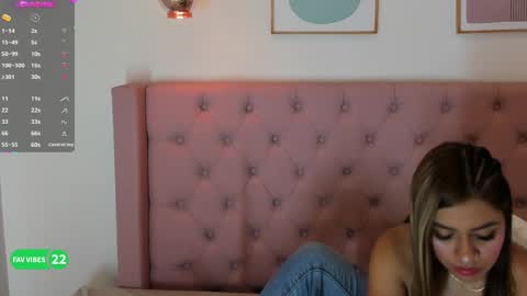 Snapshot of sweetsharon_ chatting on September 18, 10:28 am Sharon online show from September 18, 10:28 am