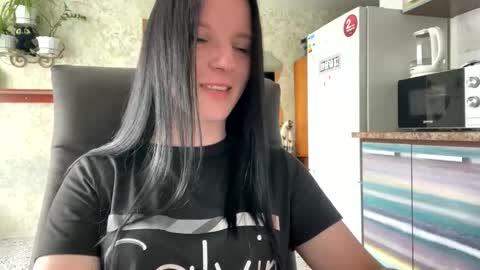 Sweet Shy online show from April 11, 1:26 pm