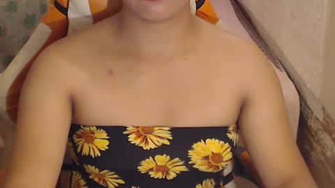 Snapshot of sweetsofia24 chatting on January 15, 4:43 pm Sofia online show from January 15, 4:43 pm