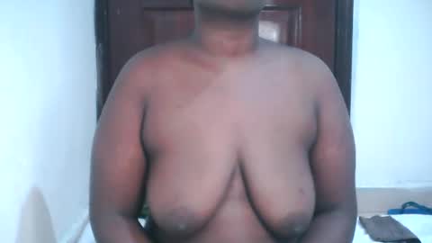 sweetsoul2 online show from February 22, 3:56 am