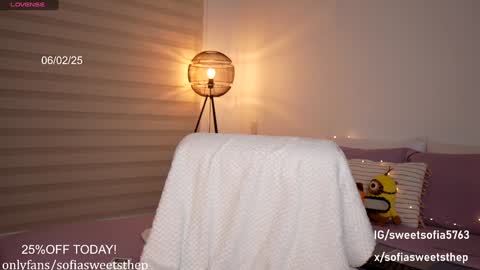 Snapshot of sweetsthep22 chatting on February 7, 8:42 pm Sofia online show from February 7, 8:42 pm