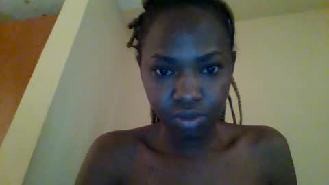 Snapshot of sweett_kimmie chatting on July 12, 6:26 am sweett_kimmie online show from July 12, 6:26 am