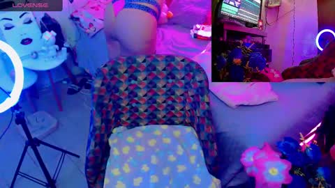 martina online show from December 14, 12:22 am