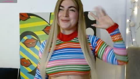 Snapshot of sweett_minionn chatting on January 7, 12:03 am IG valeen mo Vale My schedule Monday to Friday900 am - 300 pm online show from January 7, 12:03 am