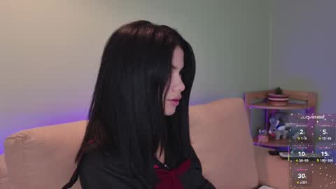    online show from October 6, 4:37 pm