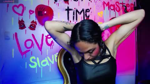 Snapshot of sweett_pleasure chatting on October 15, 1:33 pm Sweett pleasure online show from October 15, 1:33 pm