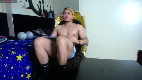 Snapshot of sweettguy_ chatting on June 6, 11:59 am Jei online show from June 6, 11:59 am