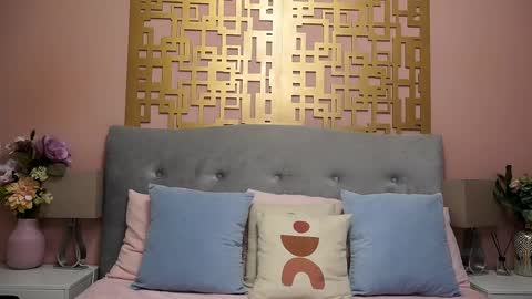 SweettLuna online show from March 27, 7:02 pm