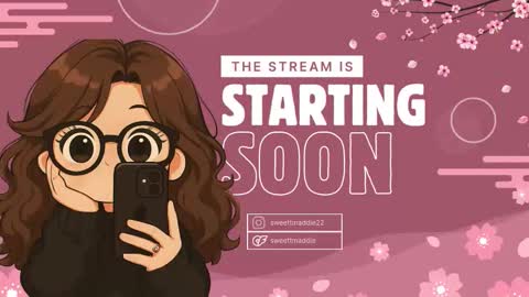 Snapshot of sweettmaddie chatting on December 1, 11:54 pm Maddie online show from December 1, 11:54 pm