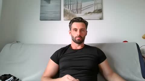 Tom online show from July 8, 12:42 pm