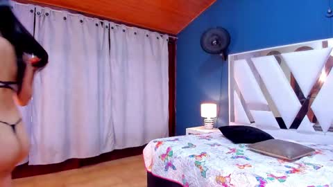 Snapshot of sweettyalondra chatting on March 10, 10:45 pm ALONDRA online show from March 10, 10:45 pm