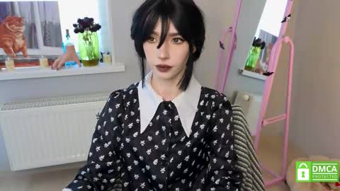 Elis  a little vacation Ill be here Saturday my schedules in bio online show from March 13, 7:15 am