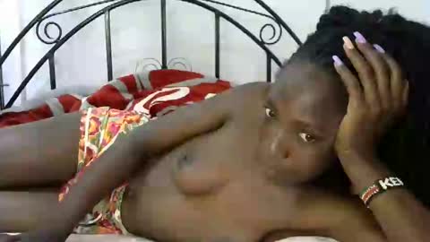 Snapshot of sweetvalariy chatting on January 6, 12:02 pm sweetvalariy online show from January 6, 12:02 pm