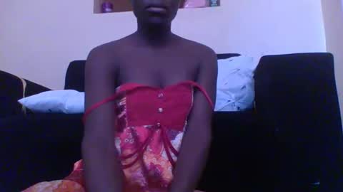 sweetvallerie online show from October 29, 7:32 am