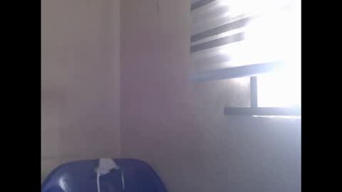 Snapshot of sweetxsucker chatting on September 23, 7:33 am sweetxsucker online show from September 23, 7:33 am