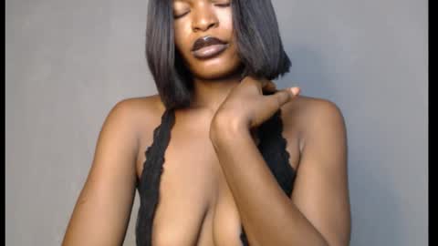 sweetxxboobsx online show from February 24, 9:57 pm