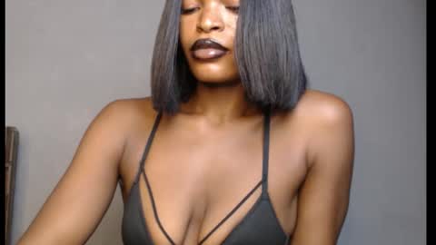 sweetxxboobsx online show from March 26, 11:38 am