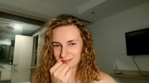 sweety_fruits online show from July 10, 2:19 pm