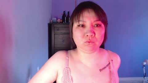 sweety_honey_pot online show from April 11, 10:30 am