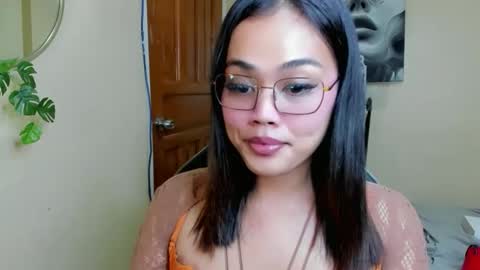 sweety_shane online show from May 7, 11:37 am