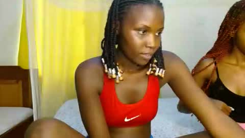 Snapshot of sweety_spixxy chatting on April 20, 8:50 am Dolly online show from April 20, 8:50 am