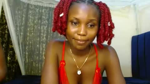 Snapshot of sweety_spixxy chatting on May 4, 9:11 pm Dolly online show from May 4, 9:11 pm