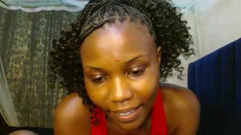 Snapshot of sweety_spixxy chatting on May 16, 7:49 am Dolly online show from May 16, 7:49 am