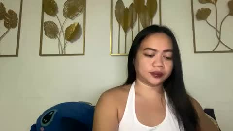 Snapshot of sweetyasian_ chatting on October 17, 1:57 pm stacey online show from October 17, 1:57 pm