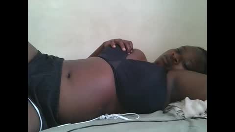 Snapshot of sweetyass25 chatting on September 10, 7:08 am sweetyass25 online show from September 10, 7:08 am