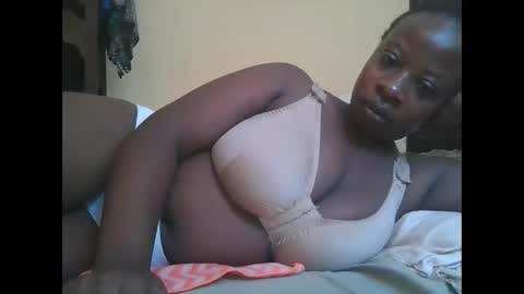 Snapshot of sweetyass25 chatting on October 11, 5:28 am sweetyass25 online show from October 11, 5:28 am