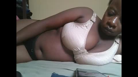 Snapshot of sweetyass25 chatting on October 15, 6:57 am sweetyass25 online show from October 15, 6:57 am