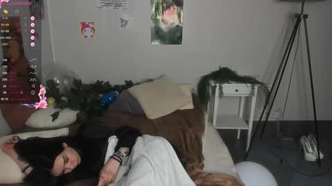 Snapshot of sweetydeviliya chatting on February 22, 11:13 am sweetydeviliya online show from February 22, 11:13 am